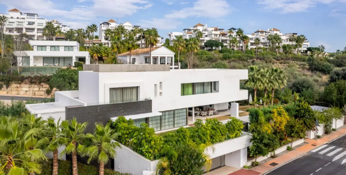 Sale of detached villa in Benahavís 37