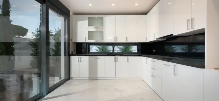 Detached villa R4678156 4