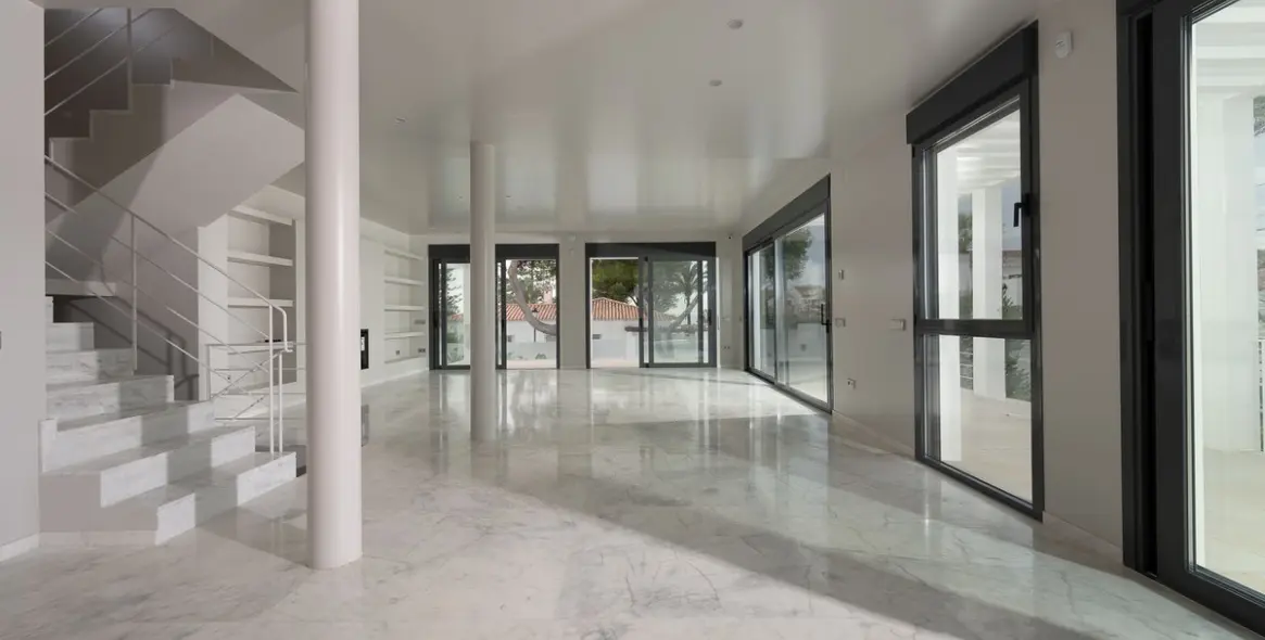 Sale of detached villa in Marbella East (district Marbesa) 6