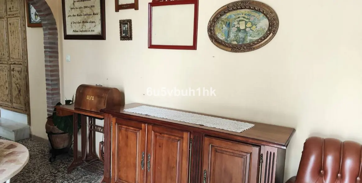 Sale of residential plot in Malaga 17