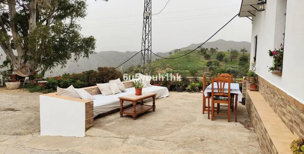 Sale of residential plot in Malaga 25