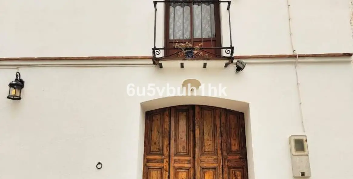 Sale of residential plot in Malaga 28