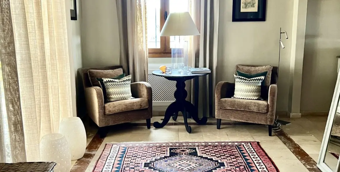 Sale of detached villa in Elviria 31