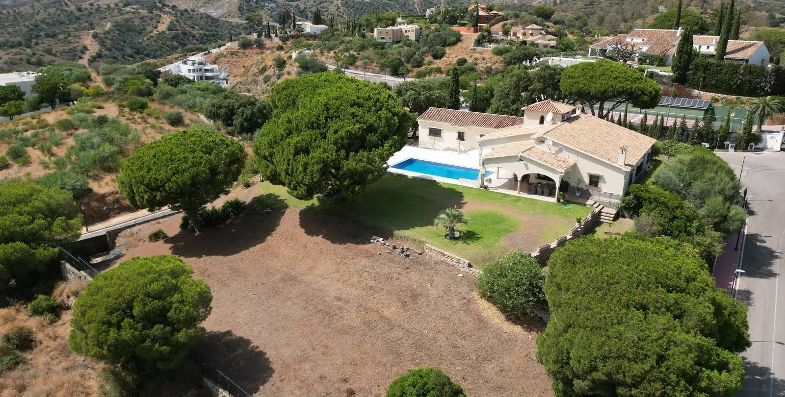 Venta de villa independiente en Elviria 6