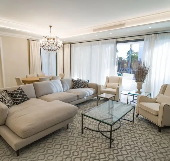 Villa independiente R4956700