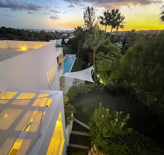 Long-term rent of detached villa in Benahavís