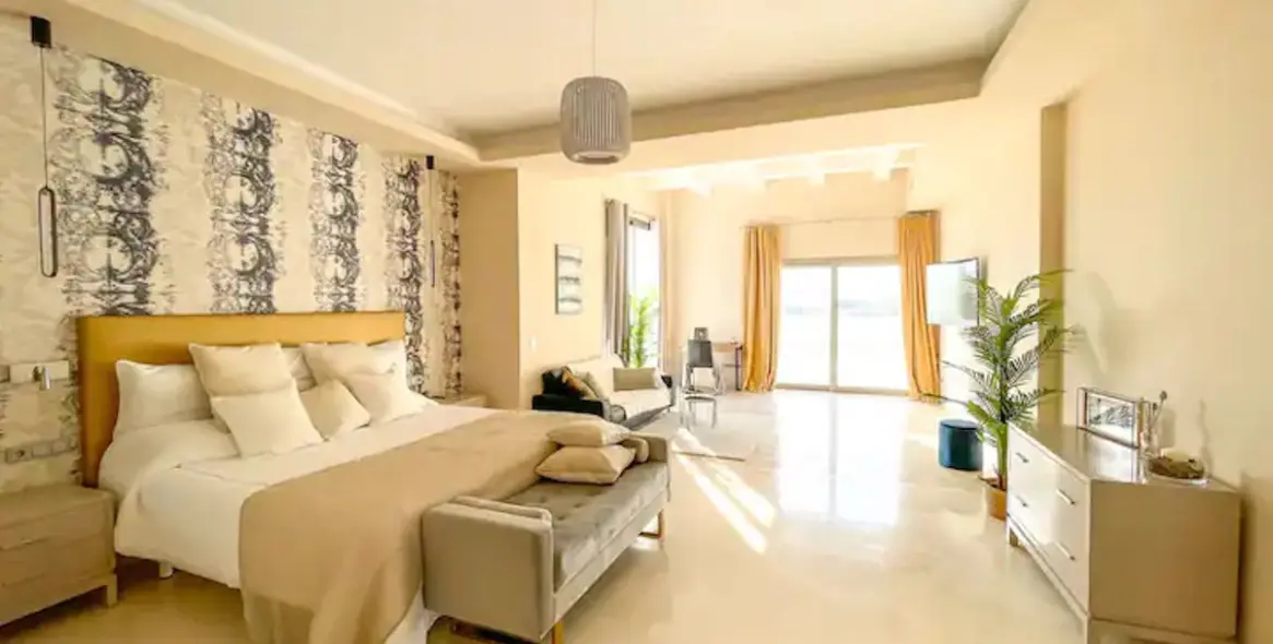 Long-term rent of detached villa in Benahavís 12