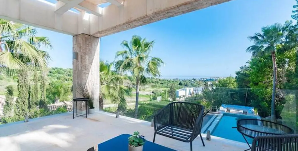 Long-term rent of detached villa in Benahavís 35