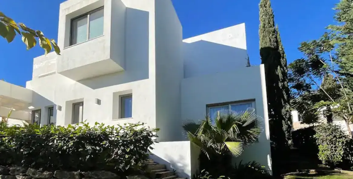 Long-term rent of detached villa in Benahavís 36