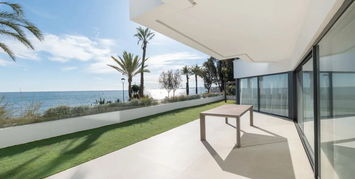 Продажа таунхауса в Estepona 14