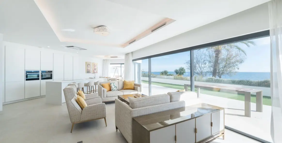 Продажа таунхауса в Estepona 12