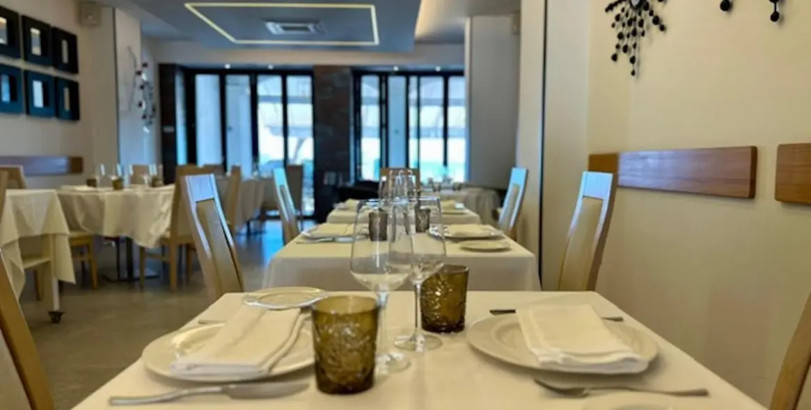 Venta de restaurante en Estepona 2