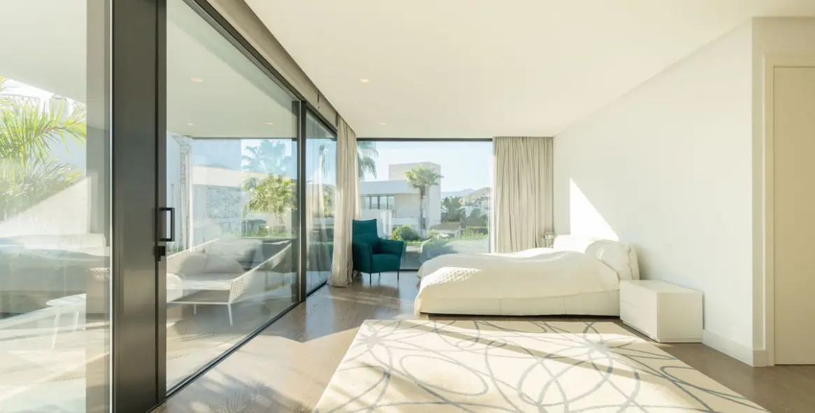 Продажа  отдельно стоящей виллы в Benahavís 18