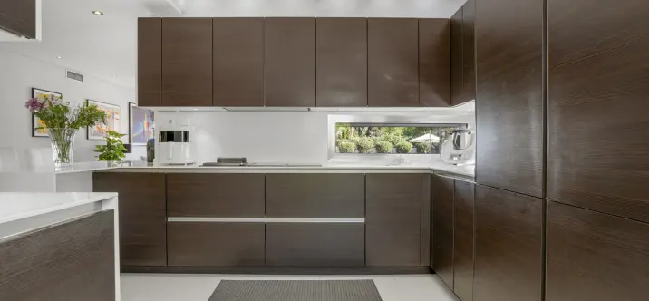 Venta de villa independiente en Nueva Andalucía 4