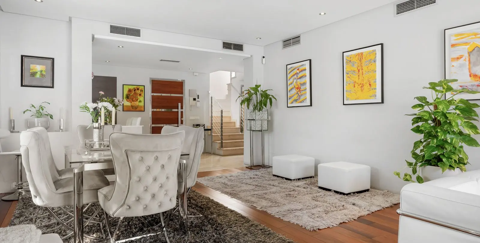 Venta de villa independiente en Nueva Andalucía 13