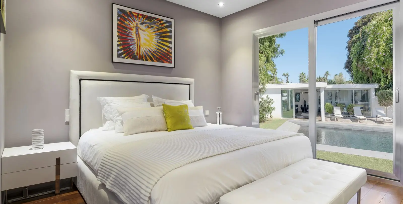 Venta de villa independiente en Nueva Andalucía 14