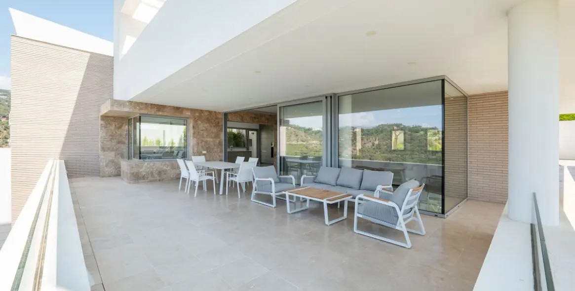 Venta de villa independiente en Los Arqueros 15