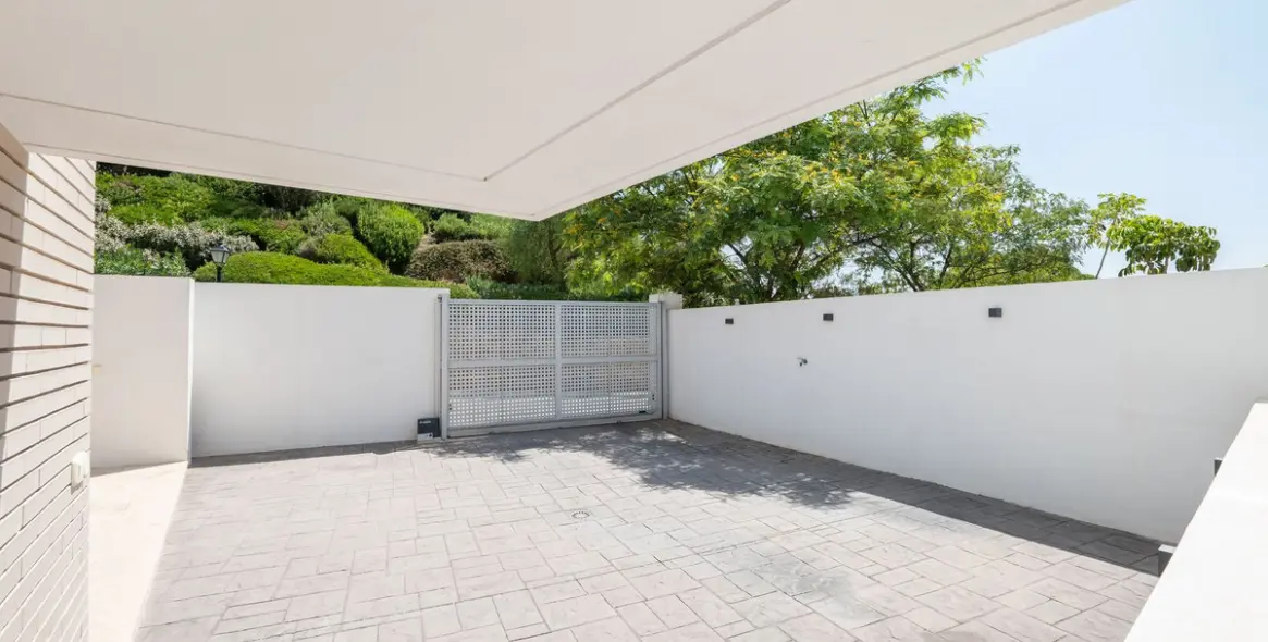 Venta de villa independiente en Los Arqueros 19