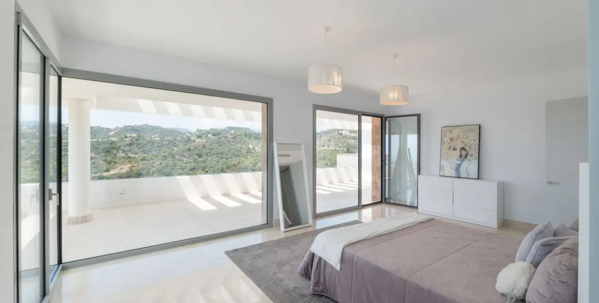 Продажа  отдельно стоящей виллы в Los Arqueros 46