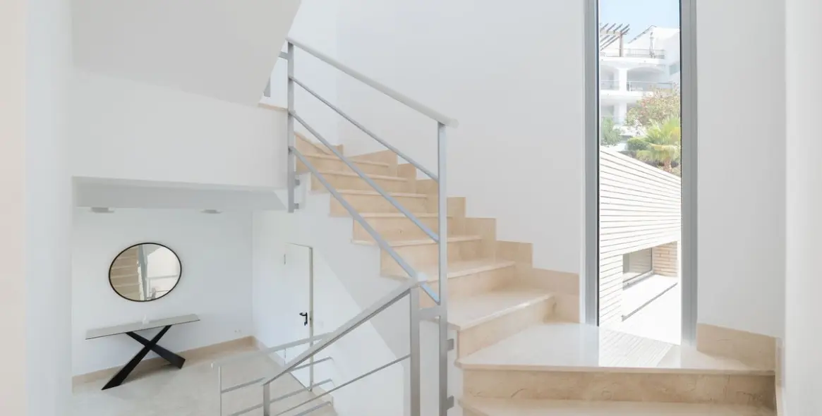 Продажа  отдельно стоящей виллы в Los Arqueros 48