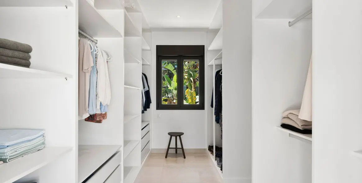 Venta de villa independiente en Nueva Andalucía 17