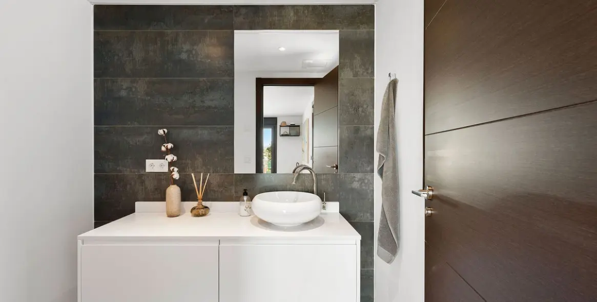 Продажа  отдельно стоящей виллы в Nueva Andalucía 25