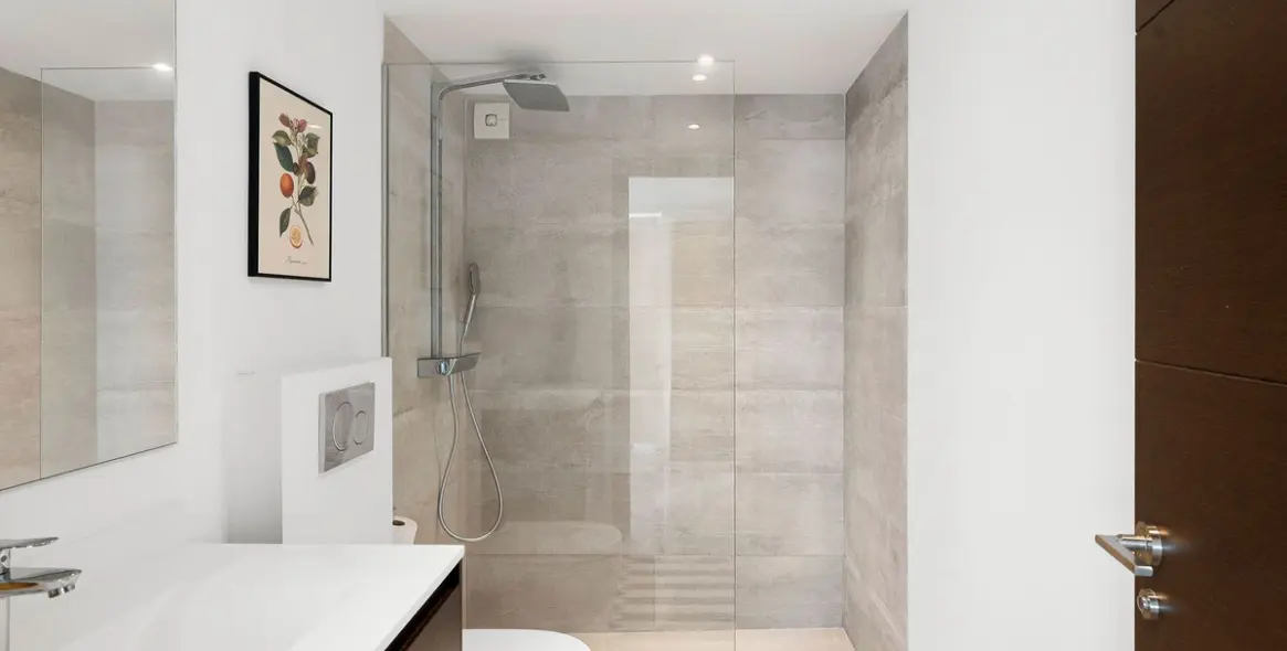 Продажа  отдельно стоящей виллы в Nueva Andalucía 28