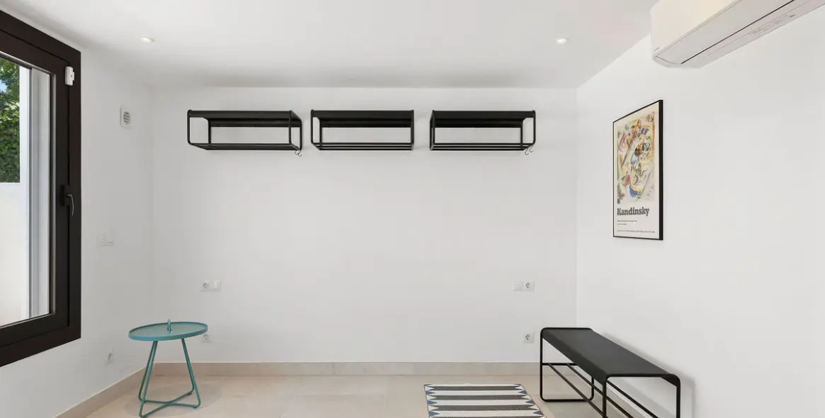 Продажа  отдельно стоящей виллы в Nueva Andalucía 32