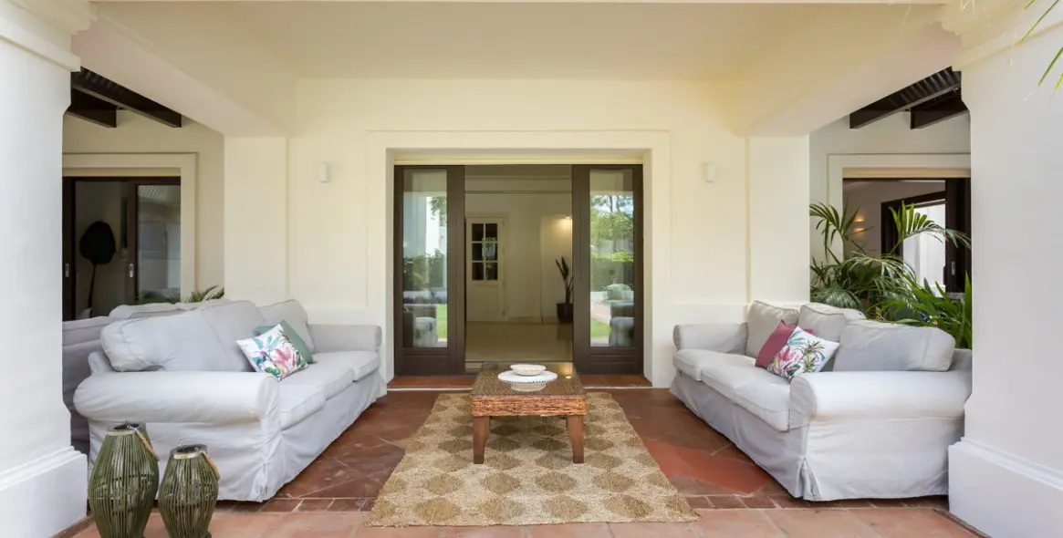 Long-term rent of detached villa in Guadalmina Baja 2