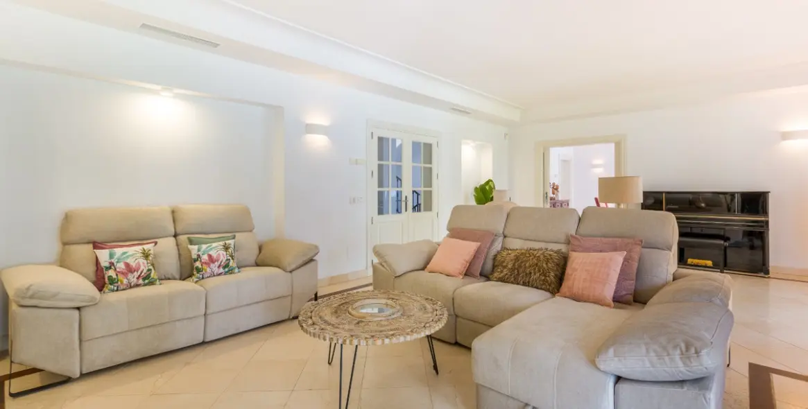 Long-term rent of detached villa in Guadalmina Baja 9