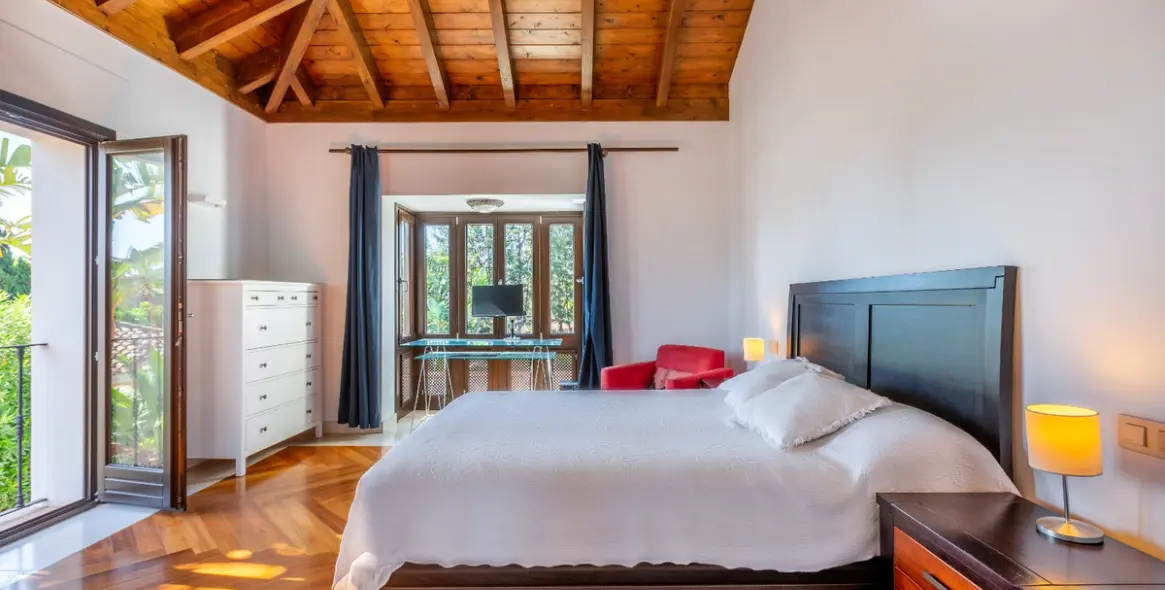 Long-term rent of detached villa in Guadalmina Baja 14