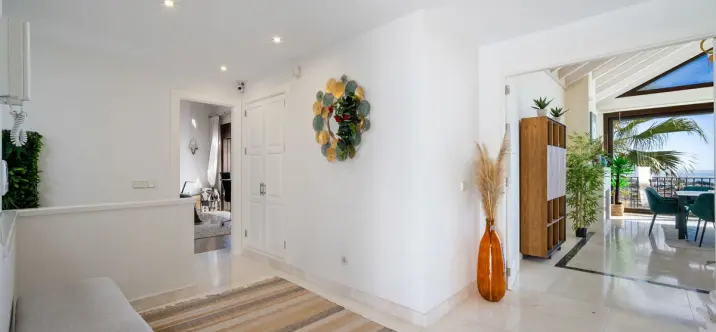 Venta de villa independiente en El Paraiso 4