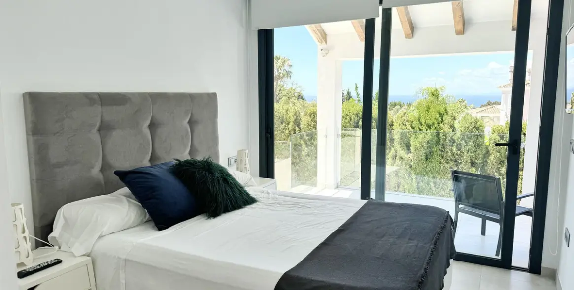 Продажа  отдельно стоящей виллы в El Rosario 17