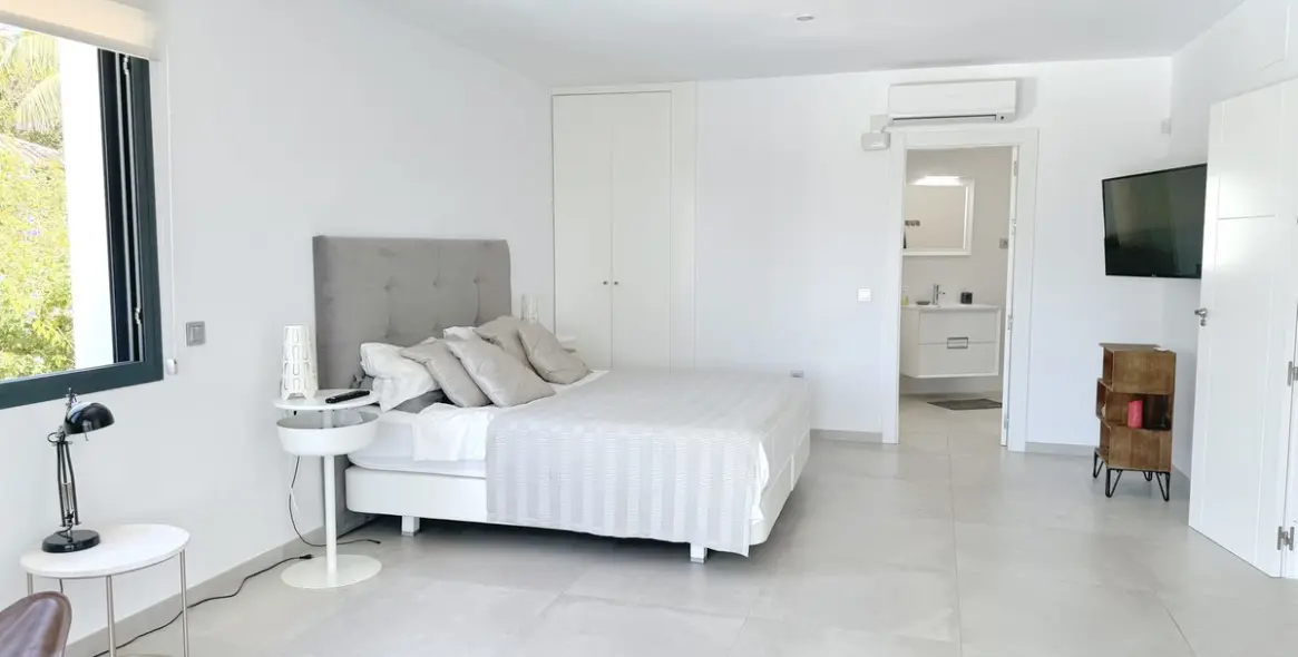 Продажа  отдельно стоящей виллы в El Rosario 20