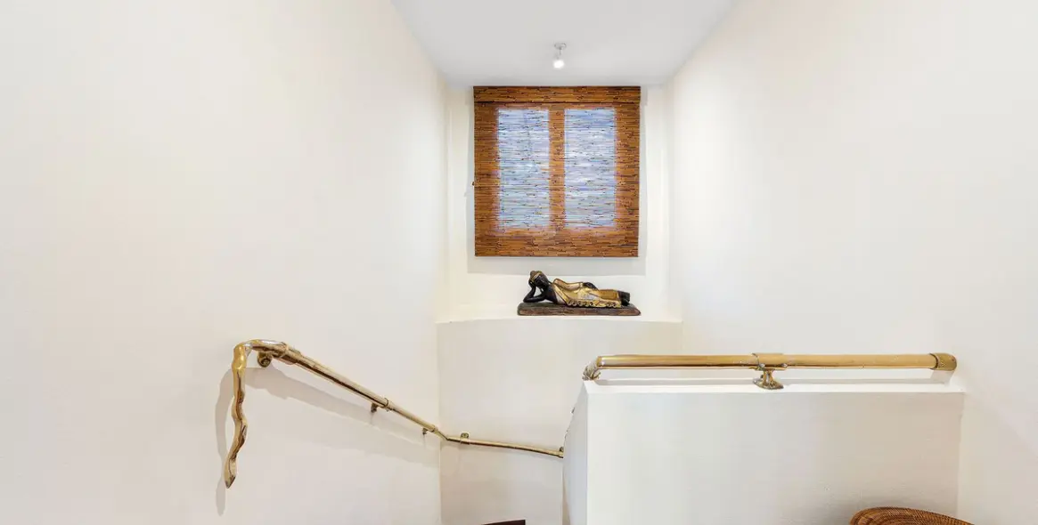 Продажа  отдельно стоящей виллы в Nueva Andalucía 33