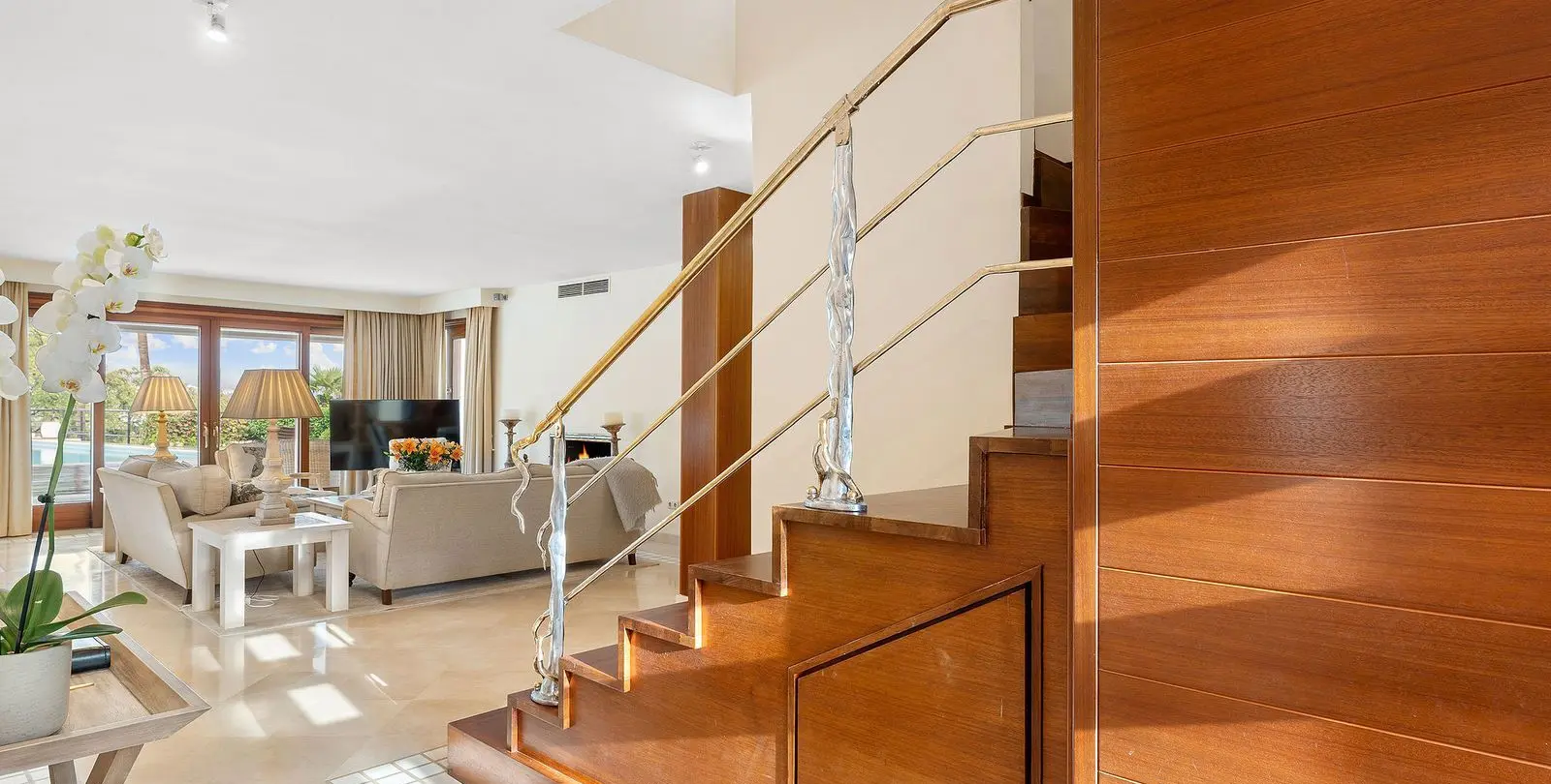 Sale of detached villa in Nueva Andalucía 18