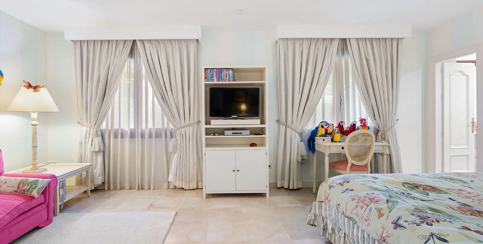 Sale of detached villa in Nueva Andalucía 30