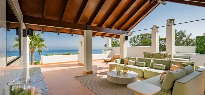 Penthouse R4875964 4