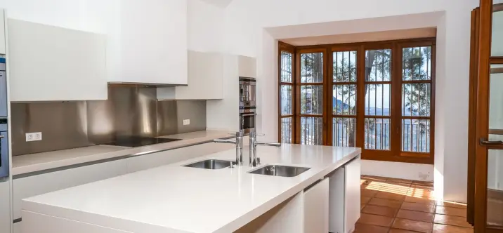 Продажа  отдельно стоящей виллы в Gaucín 1