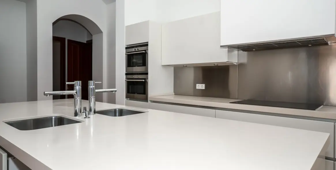 Продажа  отдельно стоящей виллы в Gaucín 16