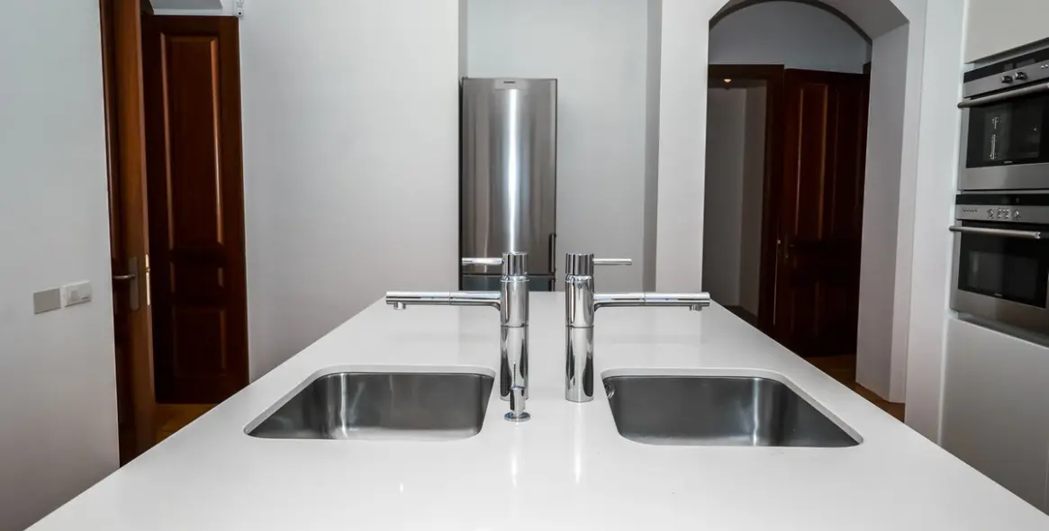 Продажа  отдельно стоящей виллы в Gaucín 19