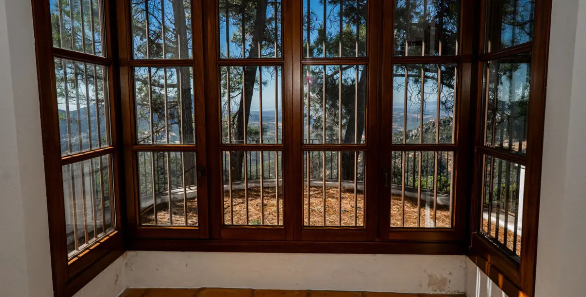 Продажа  отдельно стоящей виллы в Gaucín 23