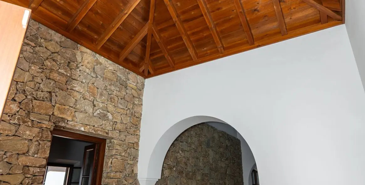 Продажа  отдельно стоящей виллы в Gaucín 29