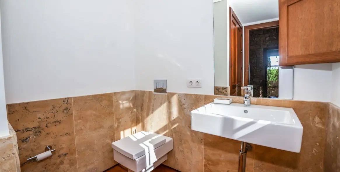 Продажа  отдельно стоящей виллы в Gaucín 33