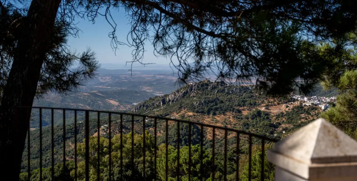 Продажа  отдельно стоящей виллы в Gaucín 42