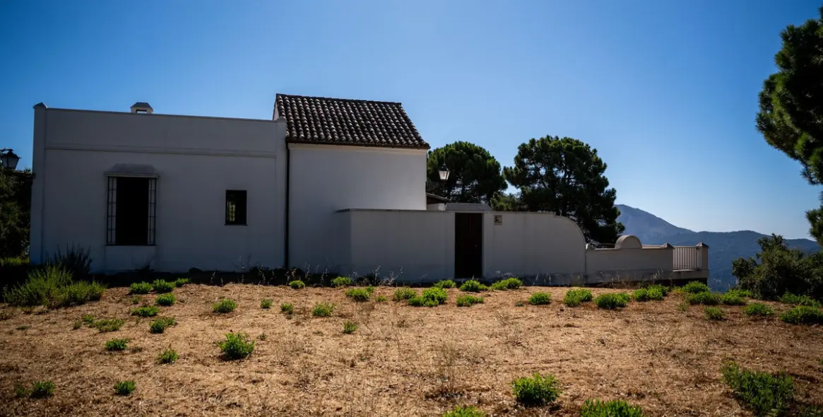 Продажа  отдельно стоящей виллы в Gaucín 64