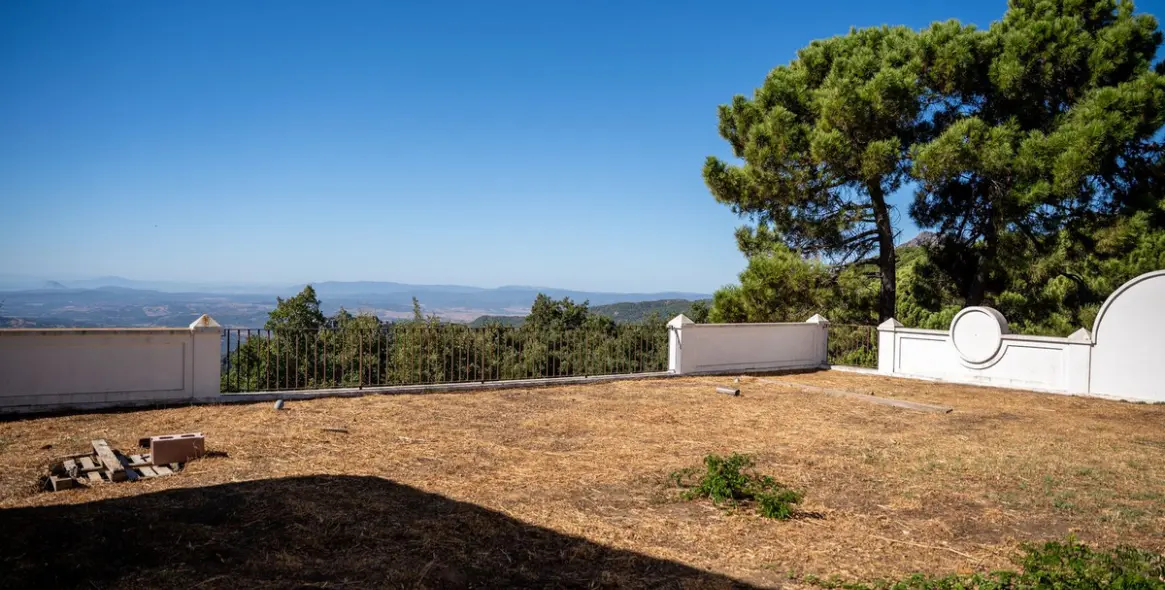 Продажа  отдельно стоящей виллы в Gaucín 72