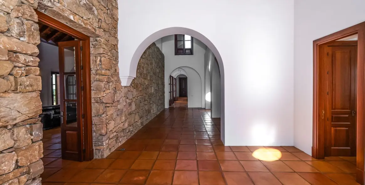 Продажа  отдельно стоящей виллы в Gaucín 79