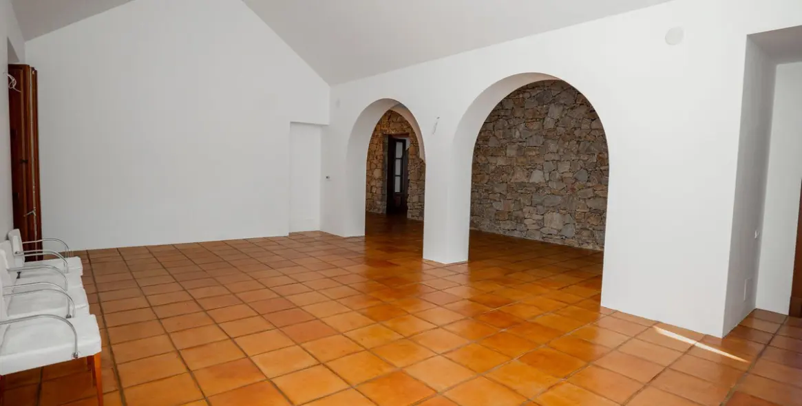 Продажа  отдельно стоящей виллы в Gaucín 95