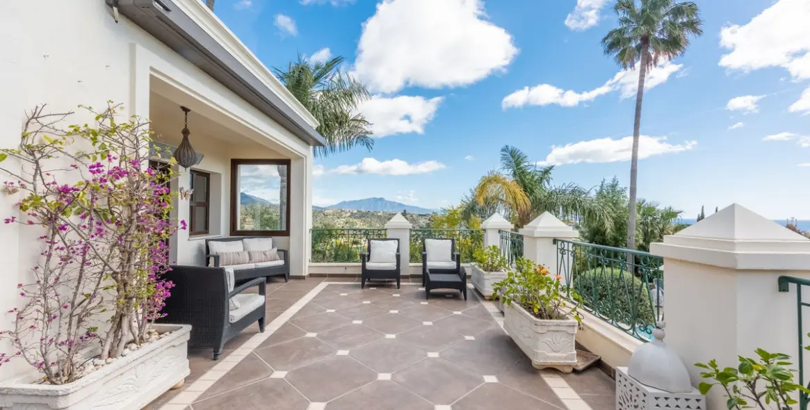 Venta de villa independiente en Estepona 10